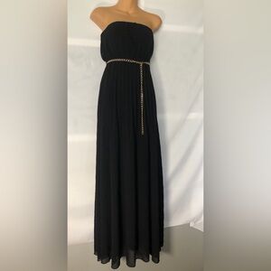 Lu Lus Elegant Black Maxi Dress